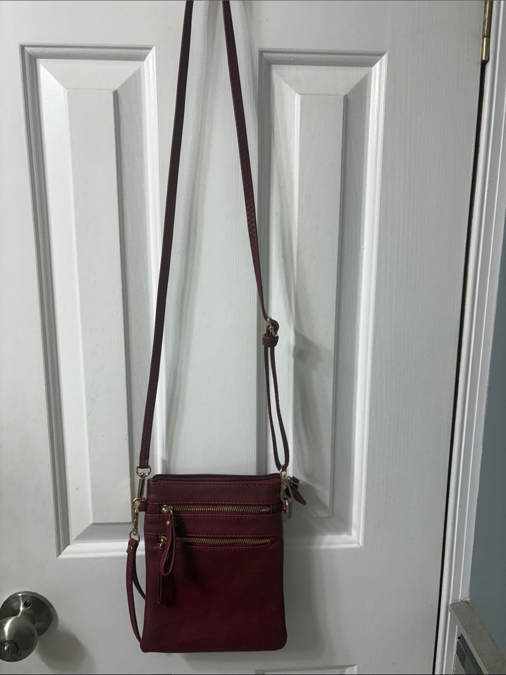 Women's Burgundy Crossbody Bag with Zip Pockets